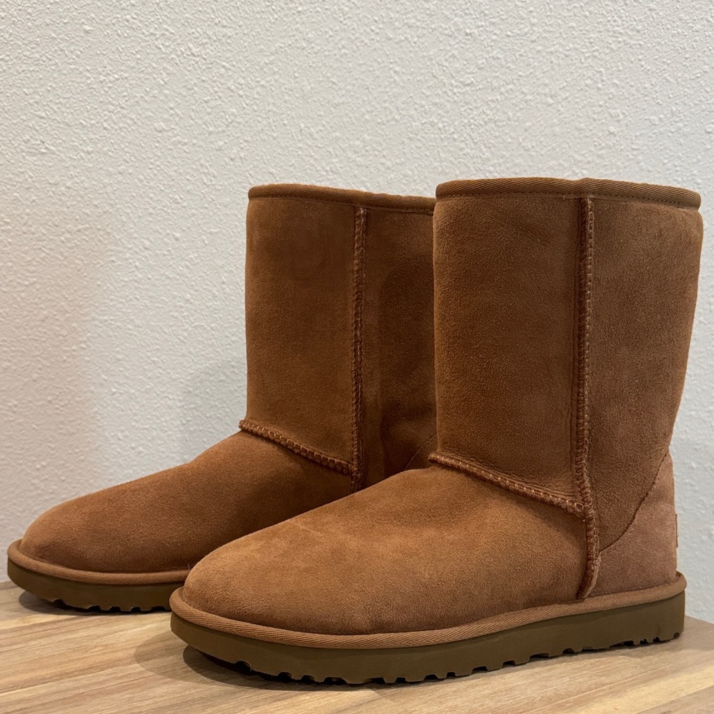 UGG Classic Short II Women's Boots - Chestnut Size 8